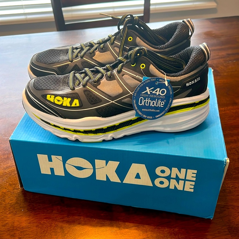 Men’s sz9 Hoka Tennis Shoes